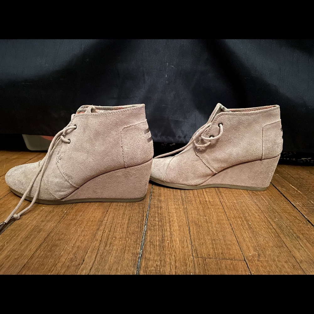 TOMS Tan Wedged Booties